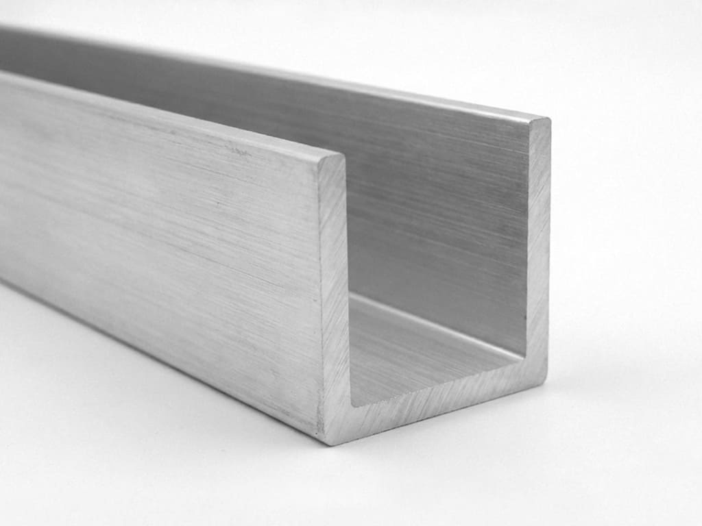 Швеллер алюминиевый 30x60x3