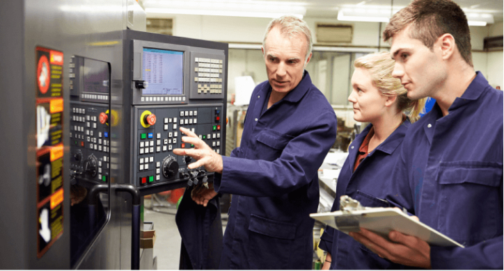 Открытие собственного учебно-курсового комбината